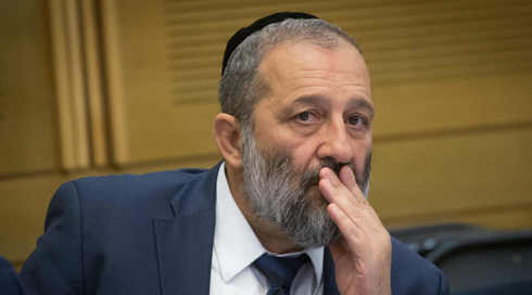 חקירת דרעי: רשות המסים פשטה על הוועדה המחוזית לתכנון ובנייה בי-ם
