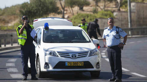 בן 3 נהרג מפגיעת רכב הסעות בירושלים; הנהג נחקר