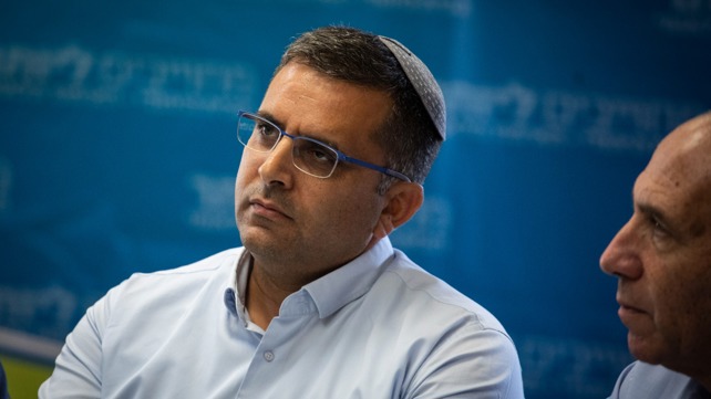 שר העלייה והקליטה אופיר סופר