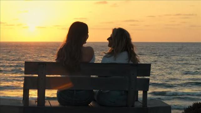 שרית חדד ובת הזוג מתוך "אהבה כמו שלנו"