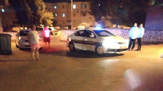 זירת האירוע בנתיבות לאחר שנזרק רימון 18.8