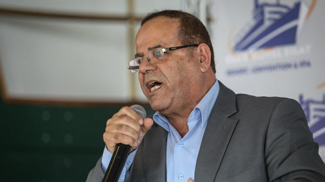 שר התקשורת איוב קרא