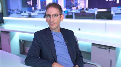 האמא, הבן - והכסף של הציבור