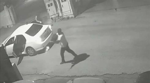 איומים וירי לעבר הבית: כך ניסו עבריינים לסחוט עד לפשע