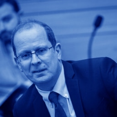 Square 500X500(8) רז נזרי