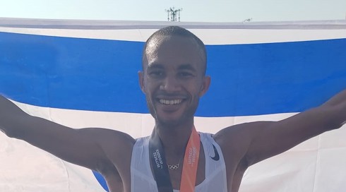 "רץ בשביל המדינה שלי": מארו טפרי זכה במדליית כסף באליפות העולם