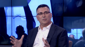 בין השורות: דמוקרטיה | מפלגות