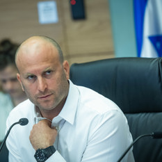 יצחק קרויזר 