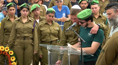 דניאל ויוסף סיימו טירונות, איתי חלם להיות רופא: חמשת נופלי הנח"ל