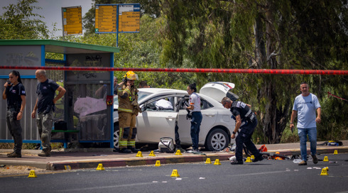 פיגוע דריסה בצומת ניר צבי: פצוע אנוש ופצוע קשה, המחבל חוסל