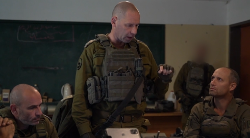 כרטיסי הסים הישראליים בעזה: הידיעה נמסרה לאלוף הפיקוד בשעות הערב של 6 באוקטובר