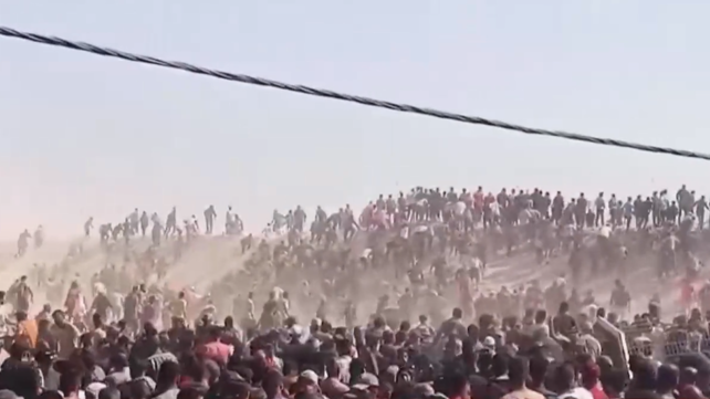 תושבי עזה פורצים למתחם חלוקת הסיוע ברצועה
