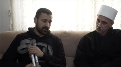 "אני האחרון שראה את חוסאם": משפחת מתנדב המשטרה שנהרג - בפגישה ראשונה עם שותפו שנפצע