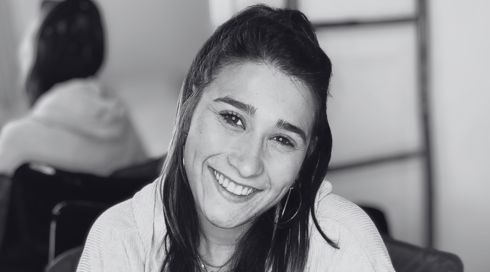 "סימן": אניה בוקשטיין במחווה לנוי זעפרני שנרצחה ב-7 באוקטובר