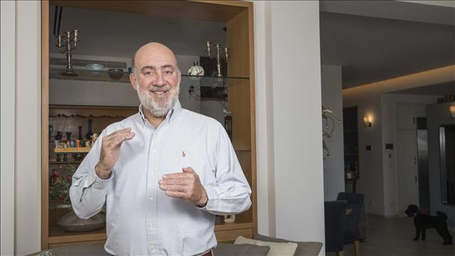 רון פרושאור