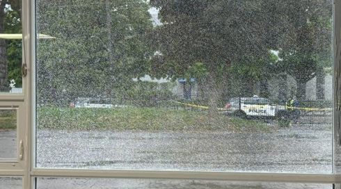 במהלך יום הכיפורים: יריות לעבר בית ספר יהודי בקנדה