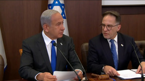 דובר ראש הממשלה אלי פלדשטיין יישאר במעצר ובפרשה אחרת, ראש הסגל של נתניהו, צחי ברוורמן נחקר במשטרה 