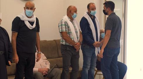 "אם נרצח אדם חיובי ונדיב כמוהו - אז הגענו לסוף העולם": התחושות בכפר של סאהר איסמאעיל