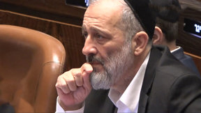 הקואליציה תתפרק? ש"ס זועמת, ניר ברקת מאיים