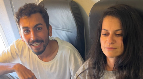 "אל תשכחו לעשות סלפי": שישה פעילים נוספים שהשתתפו במשט עזבו את הארץ