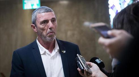 פרץ מגיב לסערת טיפולי ההמרה: "לא כפיתי ולא מתכוון לכפות דבר על אף אחד" (1)