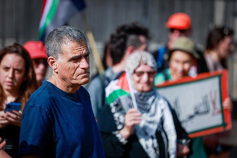 ח