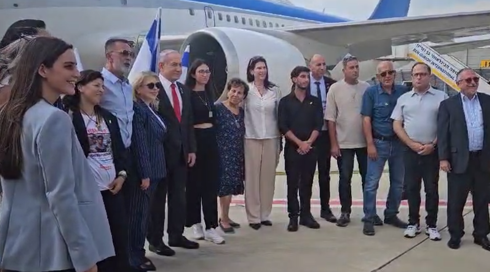 נתניהו למשפחות חטופים: "לא הייתם חותמים על העסקה הזו אלא אם הבן שלכם בשבי"