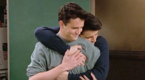 "נתגעגע אליך בכל יום": "ג'ואי" ו"מוניקה" נפרדו ממת'יו פרי
