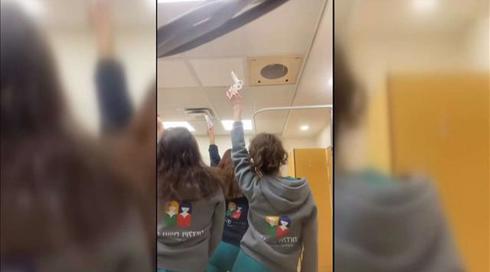 "רוצות להקליל את החוויה הגינקולוגית": רופאות הנשים שכבשו את הרשת