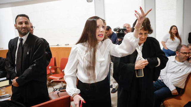 ח"כ טלי גוטליב מוצאת מהאולם בדיון בג"ץ ראש השב"כ