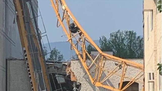 קנדה: קריסת מנוף בעיר קלונה בקולומביה הבריטית 13.12.21