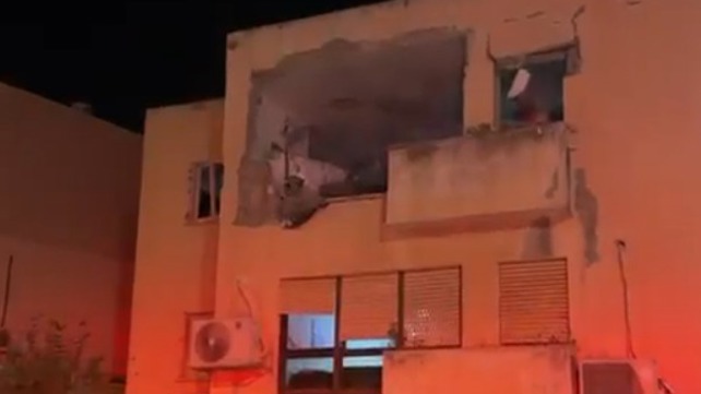 פגיעה ישירה בבית בנשר