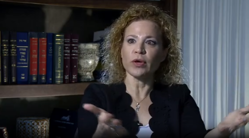 "רדיפה פוליטית": מנהלת רשות החברות הועמדה לדין על השכרת חדר במשרדה