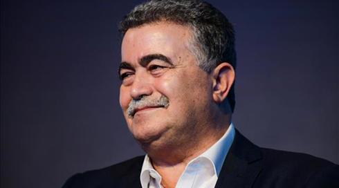 ח"כים חרדים: עמיר פרץ מבקש שנתמוך בו לנשיאות