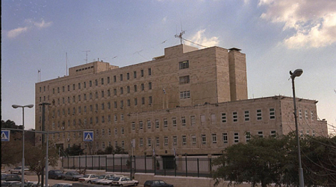 פרקליט החשוד בפרשה הביטחונית: בקרוב יבקשו סליחה והוא ישוחרר