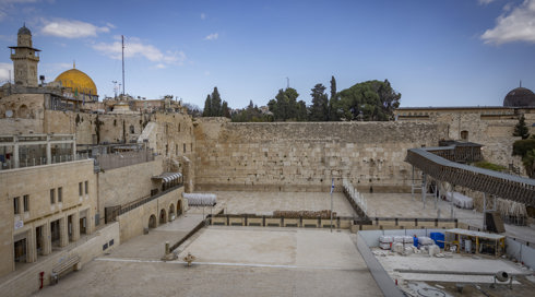 אחרי פסיקת בג"ץ בעניין המחאה בת"א: רב הכותל ביקש ממפקד פקע"ר "לבחון את ההנחיות בנוגע לכניסת מתפללים"