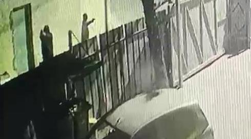 תיעוד: ירי לעבר בית משפחתה של רבאב אבו סיאם