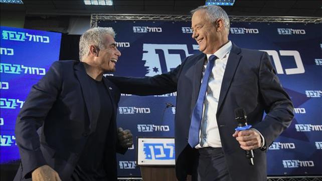 בני גנץ ויאיר לפיד בכנס פעילים בקריית אונו, 07.08.19