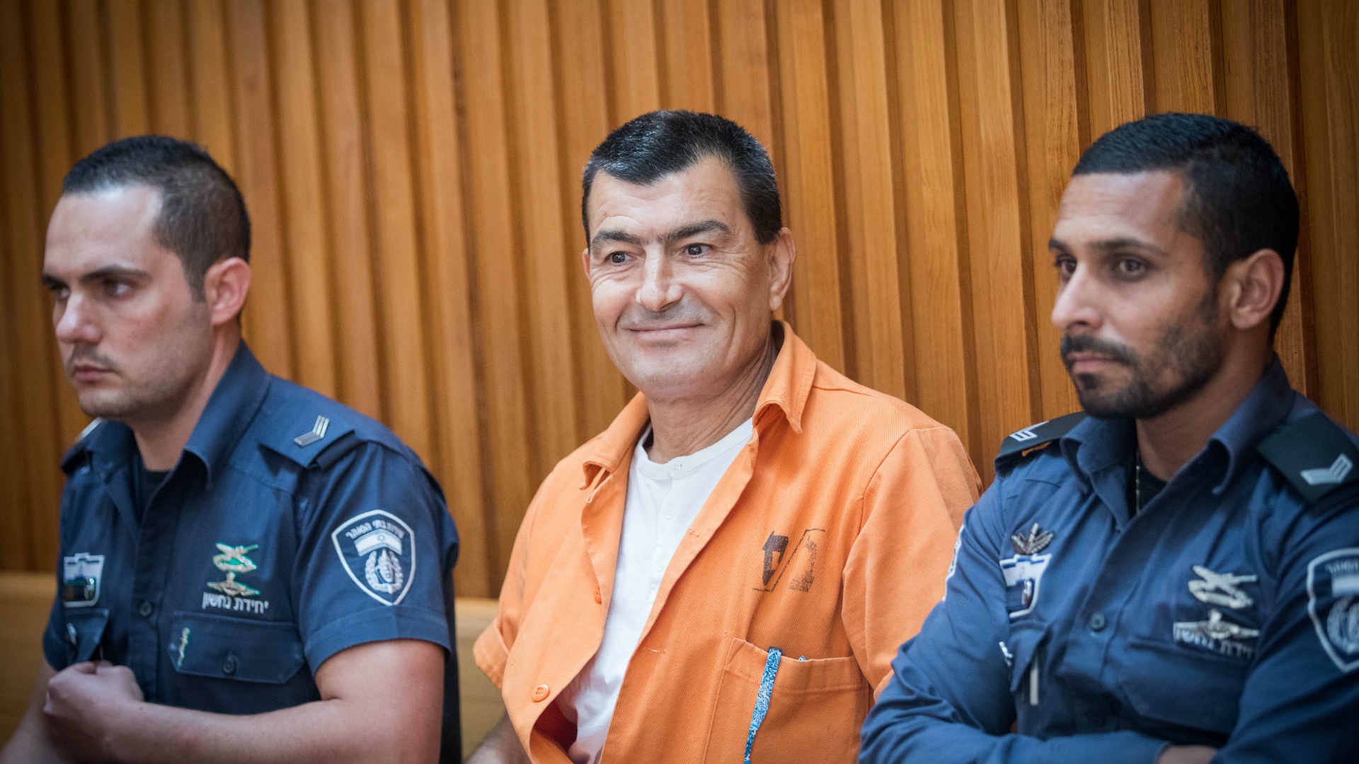 שלום בבית המשפט, ביוני