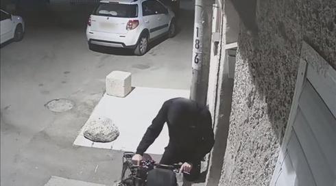 "התחבא בשיחים וירה": פוענח רצח תושבת לוד ממאי