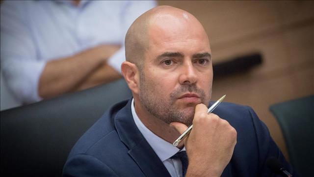אמיר אוחנה 