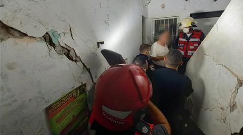 אחרי חולון, קריית שמונה ובני ברק: דיירים פונו מבניין בחדרה