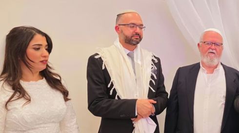 שנה לאחר ששכל את אשתו בפיגוע בשומרון: חננאל גז נישא בשנית