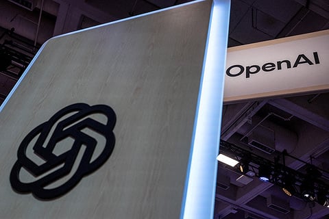 לוגו OPENAI בכנס טכנולוגיה בסן פרנסיסקו