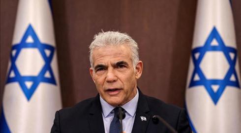 רה"מ לפיד על עליית יהודים להר הבית: "לא מאפשרים תפילות"