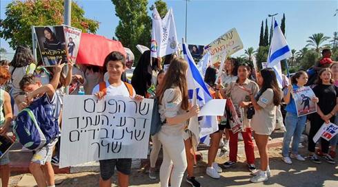 ביהמ"ש המחוזי: העובדות הזרות וילדיהן לא ישוחררו ממעצר