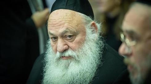 הדירה והנכדה: עתירה לבג"ץ נגד השר גולדקנופף