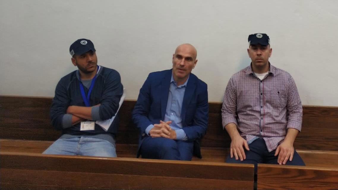אפי נוה בדיון בהארכת מעצרו