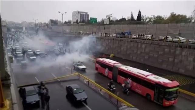 מחאות הדלק באיראן, צילום מתוך כתבה של יואב זהבי, 17.11.19