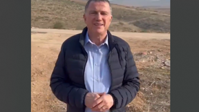 ח"כ יולי אדלשטיין בביקור במחנה תבץ